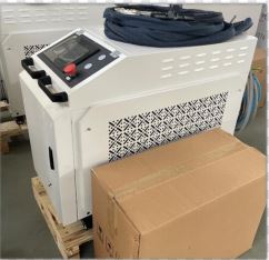1000W Handheld Laser Welding Machine For Metal Single Swing Head Portable Laser Welder